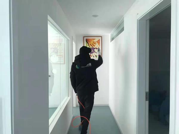 õ人ȩ˾